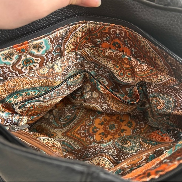 Blush black leather handbag with paisley print interior - Picture 8 of 12